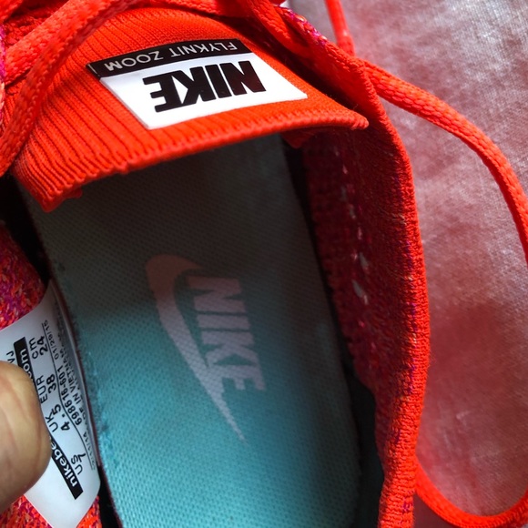 Nike Women Flyknit Zoom Agility Training Shoe - Picture 7 of 8